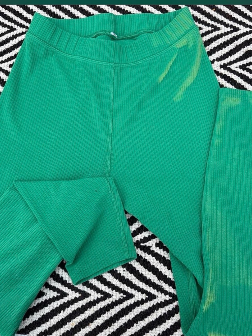 ALO Yoga Green Ribbed Leggings